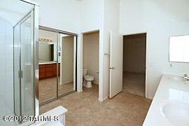 Large 3/2 with Pool and Spa! in Tucson, AZ (Photo 8 of 10)