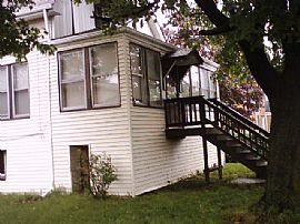 Charming Unique Historic House Near Chicago in Lyons, IL (Photo 2 of 10)