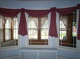 Charming Unique Historic House Near Chicago in Lyons, IL (Photo 4 of 10)