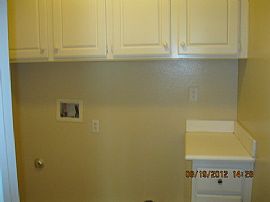 Great Property to Rent! Move in Incentives Upgraded!  in San Jacinto, CA (Photo 11 of 12)