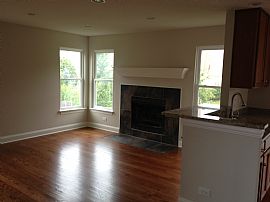 4 Bedroom, 2.5 Bath, 2 Car Garage, Finished Basement in Round Lake Beach, IL (Photo 2 of 10)