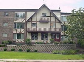 Great Spaces Looking For New Faces in Woodstock, IL