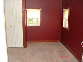 2 Bedroom Home Near Amenities in Glocester, RI (Photo 7 of 10)