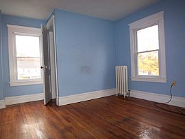 Longmeadow Large Single Family Colonial. 4beds 2 Baths.  in Longmeadow, MA (Photo 12 of 12)