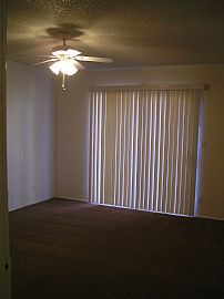 Upland, Tree Lined St. Spacious Apt, Fireplace in Upland, CA (Photo 7 of 7)