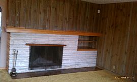 3 Bedroom. 1.5 Bath Near Florence in Omaha, NE (Photo 2 of 7)