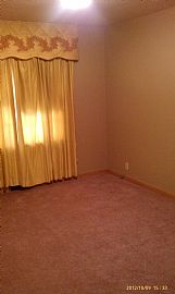 3 Bedroom. 1.5 Bath Near Florence in Omaha, NE (Photo 3 of 7)