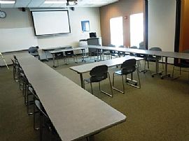 Dorms at Ipfw and Ivy Tech in Fort Wayne, IN (Photo 11 of 12)