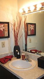 2 Bedroom 1 Bath Island Apartment, Plus a Free Ipad Mini! in Grand Rapids, MI (Photo 4 of 5)