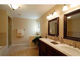 Great Hills Home with Fantastic View and Area in Austin, TX (Photo 6 of 8)