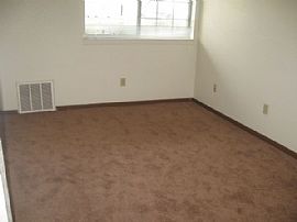 1 Bedroom 1 Bath Standard Apartment Upgraded in Grand Rapids, MI (Photo 3 of 3)