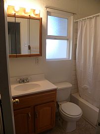 4 Bed/ 2 Bath + Office Home in Downtown Riverside!  in Riverside, CA (Photo 5 of 6)