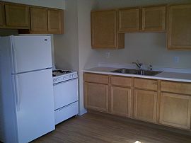 Recently Remodeled 3 Bedroom - Antioch, Il in Antioch, IL (Photo 2 of 4)