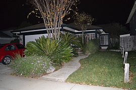 Beautiful 1 Story House in Elk Grove / Ready to Move in  in Elk Grove, CA (Photo 2 of 8)