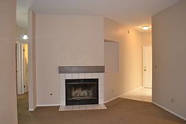 Beautiful 1 Story House in Elk Grove / Ready to Move in  in Elk Grove, CA (Photo 3 of 8)