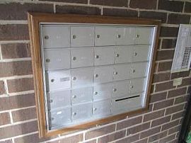 Simple Affordable Family-Size Condo in Chicago, IL (Photo 3 of 8)