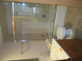 Simple Affordable Family-Size Condo in Chicago, IL (Photo 4 of 8)