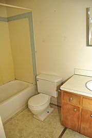 Good Looking Apt. on 940 Myrtle Rd. Martinsville, Va in Martinsville, VA (Photo 3 of 4)