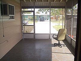 2bedroom/1 Bath Close to The Beach in Seminole, FL