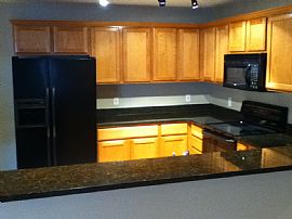 Great Condo For Rent in Sterling Heights, Mi in Sterling Heights, MI