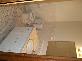 Large 2 Bedroom W/heat Paid! in Bellevue, NE (Photo 5 of 5)
