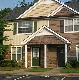 Luxury 2 Bedroom Townhome in Dallas, GA