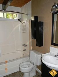 Lease Spacious 3 1. Approx 1,152 Sf of Living Spac in Sonora, CA (Photo 9 of 10)