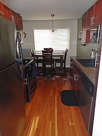 Fully Renovated 2 Bedroom Steps From Cheesman Park in Denver, CO (Photo 2 of 8)