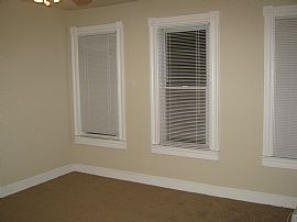 5 Bedroom Rowhouse Only $1150 in Baltimore, MD (Photo 4 of 4)