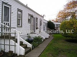 Apartment Rental Home in Enumclaw in Crystal Mountain, WA (Photo 2 of 5)