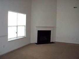 4 Bedroom, 2 Bath with a Large Back Yard I in Monroe, NC (Photo 4 of 5)