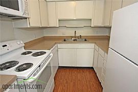 Spacious 1 Bedroom with Beautiful Lake View in Hendersonville, TN (Photo 4 of 10)