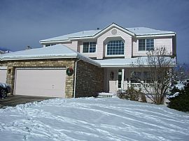 4 Bedroom with Views (3600 Sf) in Louisville  in Louisville, CO