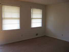 3 Bedrooms-Huge Fenced Yard in Forest Park, GA (Photo 4 of 5)