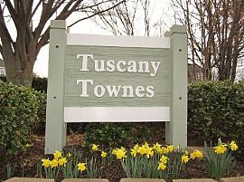 Updated 3 Br Town House in Lake Communit in Cornelius, NC (Photo 4 of 5)