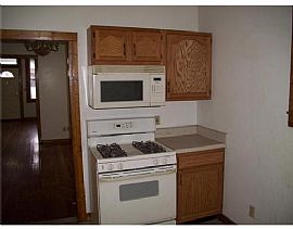 3bedroom Savannah'S Classic Traditional Style Homes For Rent in Savannah, GA (Photo 3 of 5)