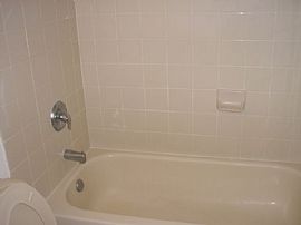 Gorgeous Townhouse 2 Bedrooms, 2 ½ Baths in Miramar, FL (Photo 7 of 9)