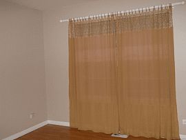 2 Bdr/2 Bth 2cars Garage For Rent on Golf Ridge in Naperville, IL (Photo 5 of 7)