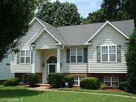 Charming Home Close to Stratford Rd W-S in Ardmore, NC