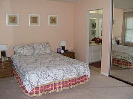 Terrific Condo, 2 Car Garage, Near Csus in Sacramento, CA (Photo 7 of 12)