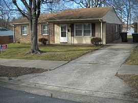 3 Bedroom,1.5 Bath Near Uptown in Greensboro, NC