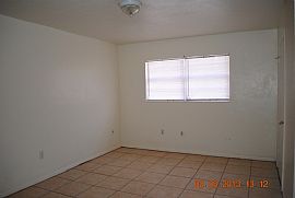 2/1.5 Near Uf, Shands and Va Hospital in Gainesville, FL (Photo 3 of 5)