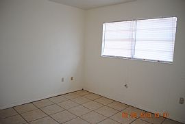 2/1.5 Near Archer Rd Shopping in Gainesville, FL (Photo 4 of 5)