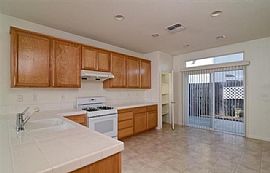 Magnificent Three Bed Plus Awesome 2 Bath Available For Rent in Sacramento, CA (Photo 6 of 10)