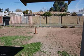 3beds/1bath Single Family Rental House in Phoenix, AZ (Photo 7 of 7)