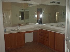 4br/3.5ba-2 Story Single Family Detached House in Phoenix, AZ (Photo 10 of 12)