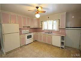 Looking For a Clean Tenant in Allentown, PA (Photo 2 of 5)