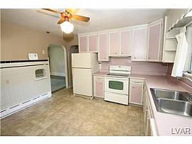 Looking For a Clean Tenant in Allentown, PA (Photo 4 of 5)