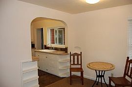 Adorable Cottage, Close to Multnomah Vil in Portland, OR (Photo 5 of 5)