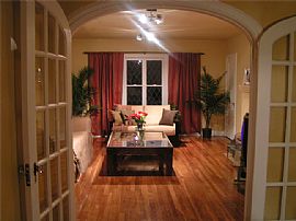 Beautiful Apt For Rent with Lots of Space in Dallas, TX (Photo 2 of 7)